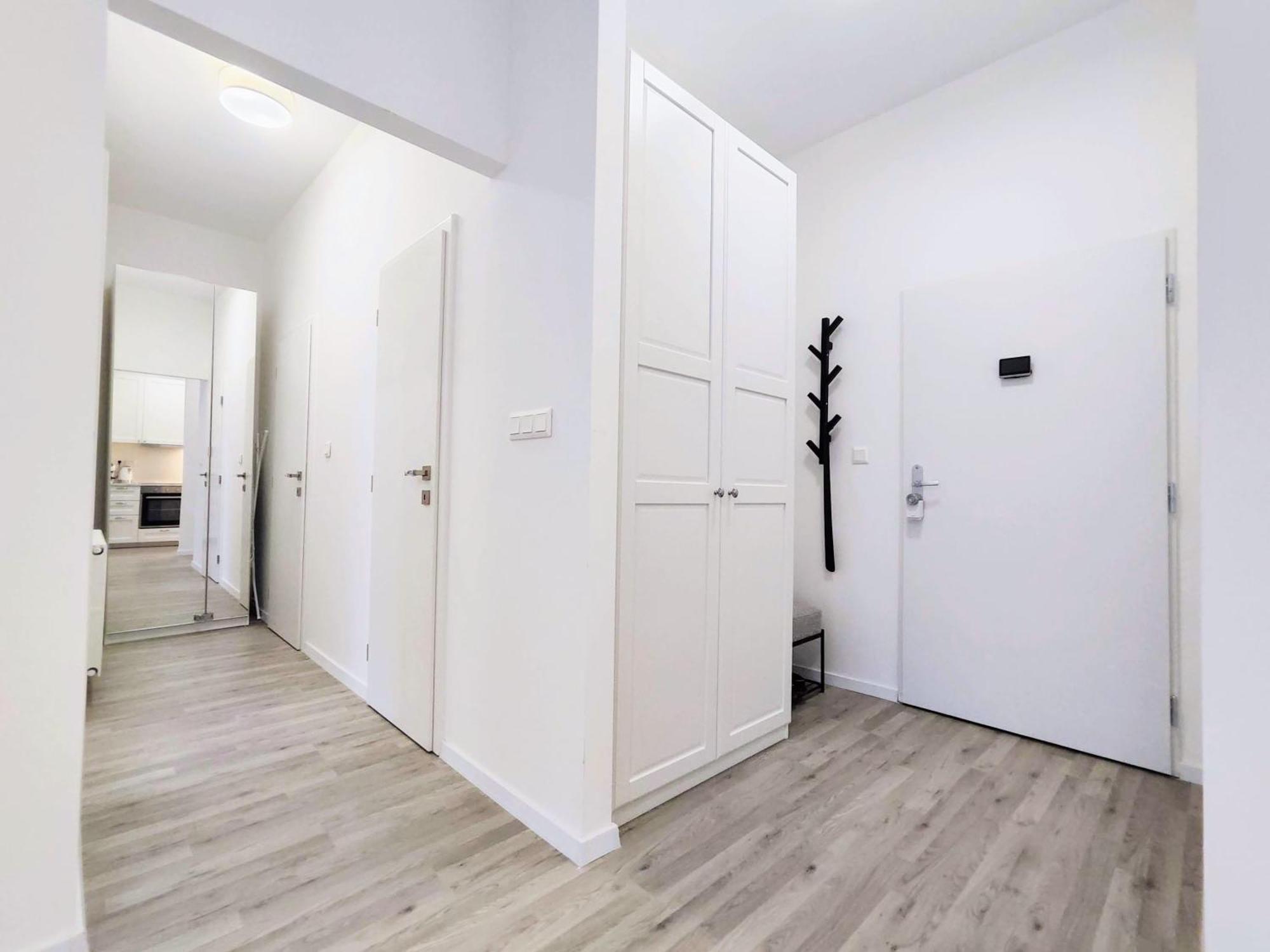Wings - Brand New - Presidential Garden - Free Parking Apartment Bratislava Ngoại thất bức ảnh