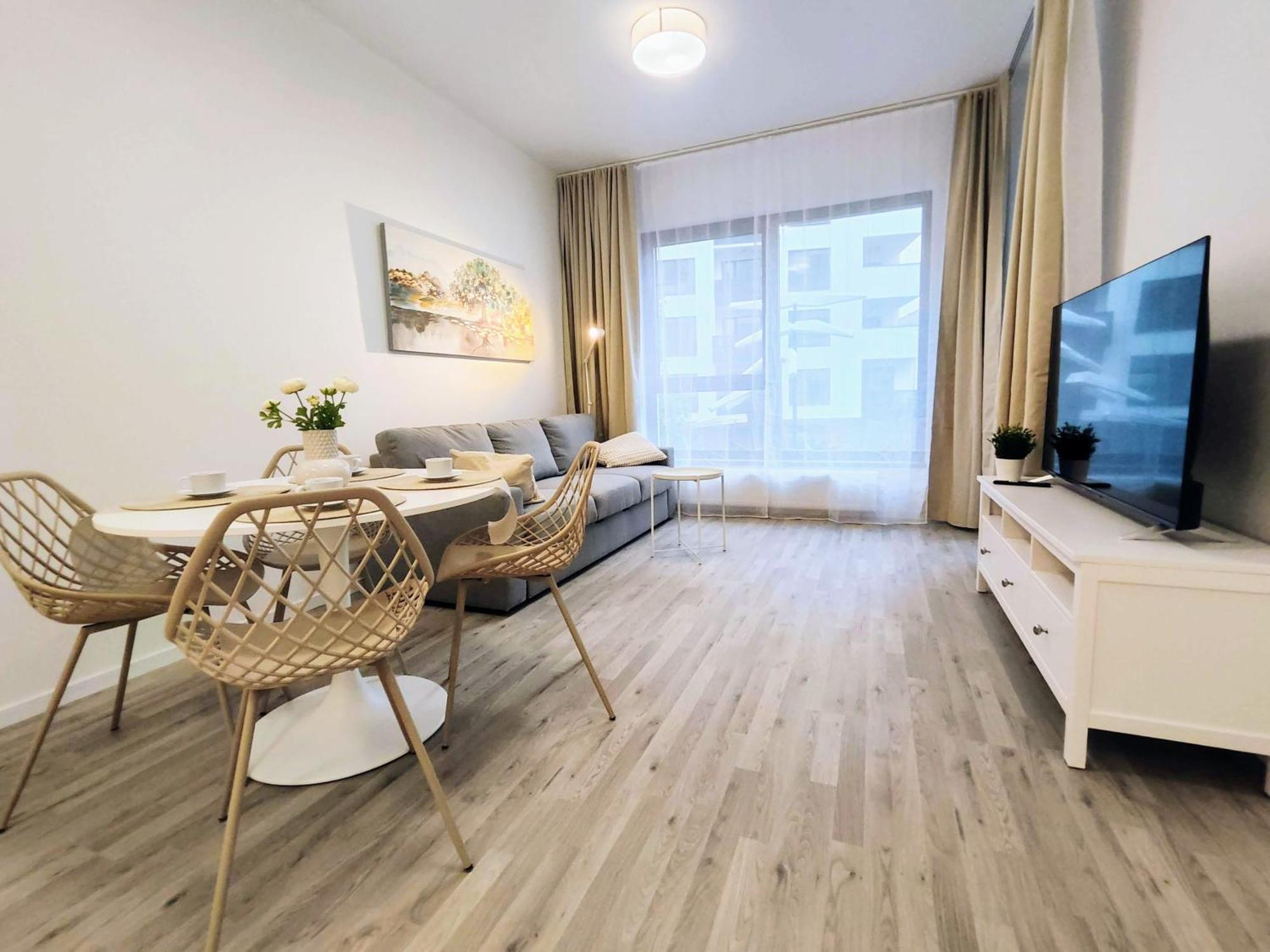 Wings - Brand New - Presidential Garden - Free Parking Apartment Bratislava Ngoại thất bức ảnh